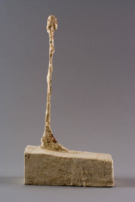 Fondation Giacometti -  Figurine au grand socle