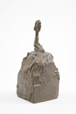 Fondation Giacometti -  [Petite tête de Marie-Laure de Noailles sur socle]