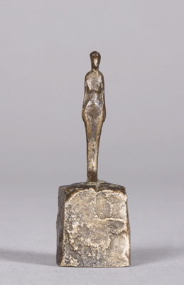 Fondation Giacometti -  [Petite figurine (femme)]