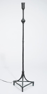 Fondation Giacometti -  Lampadaire modèle « osselet », deuxième version